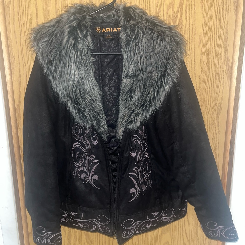 Ariat Women's Black and Gray Teddy Jacket with Faux Fur